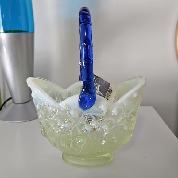 Fenton Lily of the Valley Basket - Picture 7 of 12